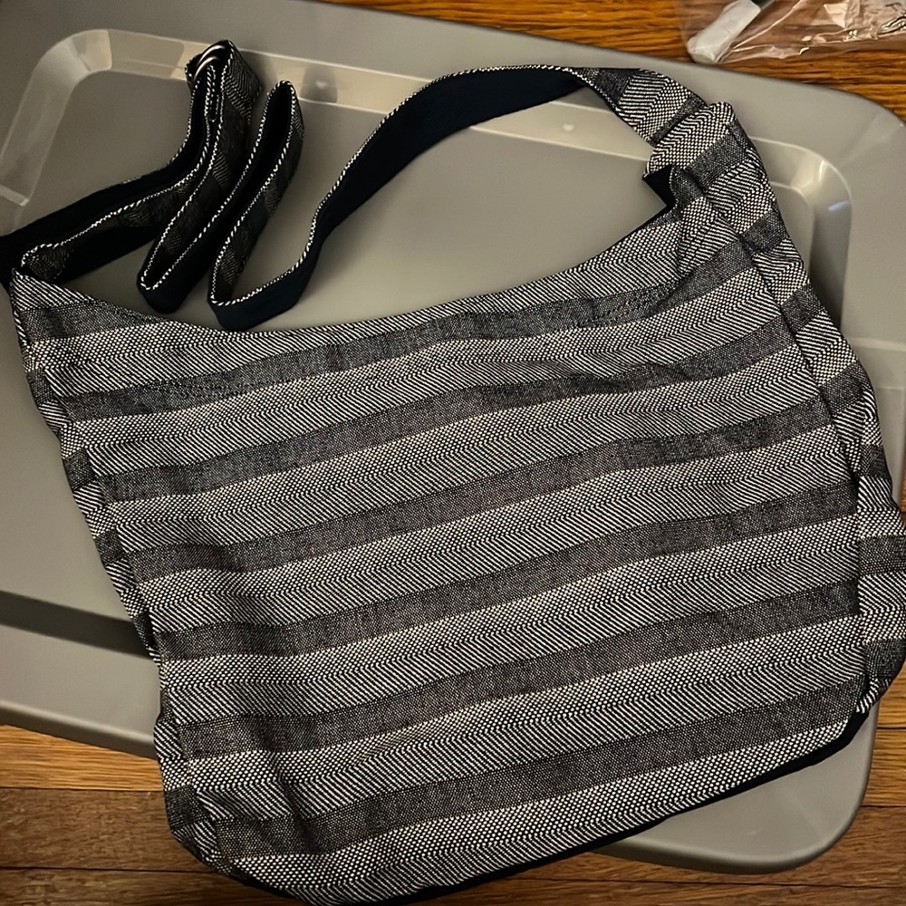 Thirty One Retro Metro Hobo Crossbody - Woven Stripe